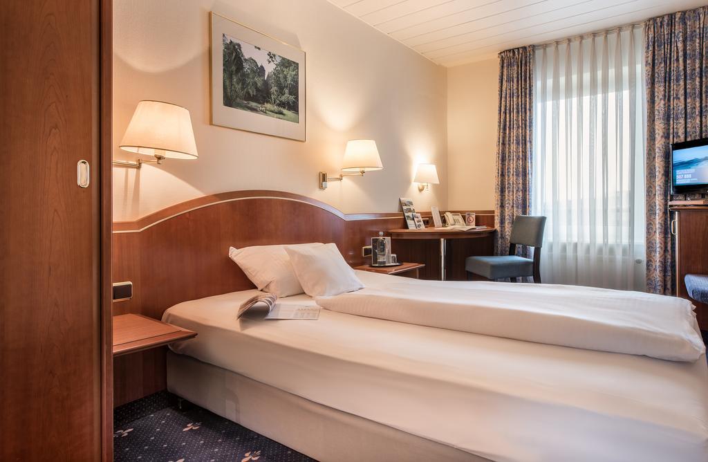Akzent Hotel Koehler Gießen Exteriör bild